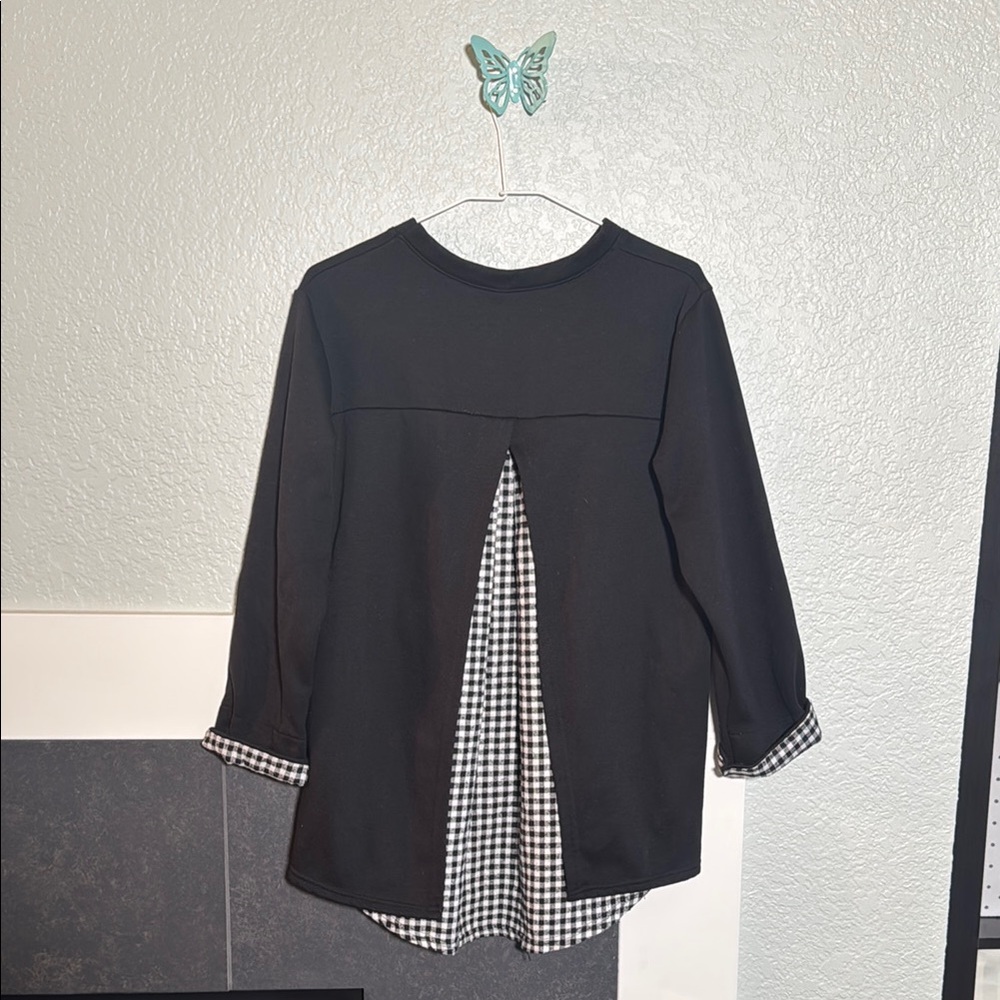 Chic Black High Low Top with Gingham Accent